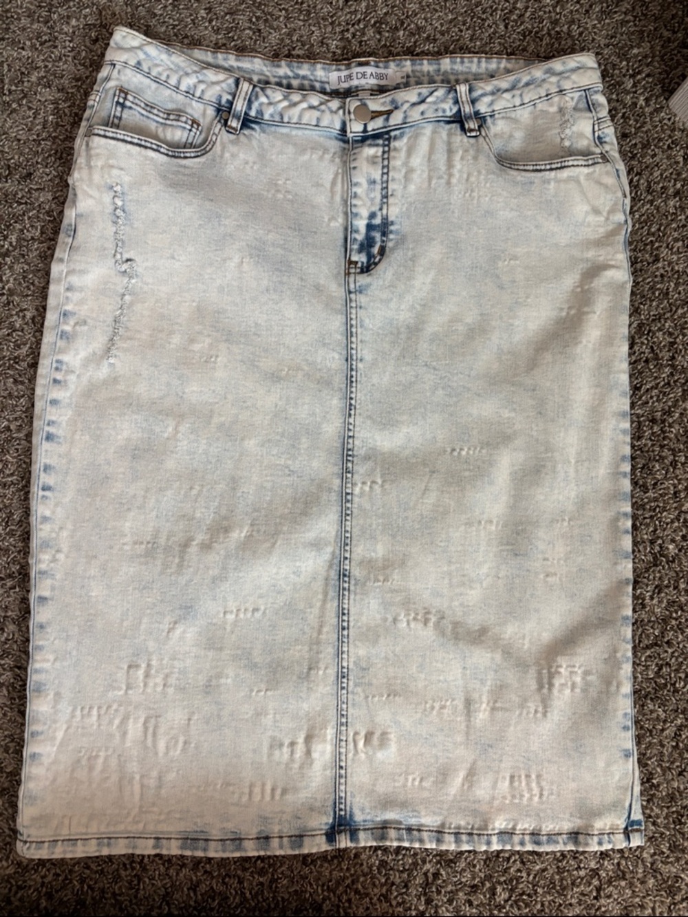 Light Wash Women’s Denim Skirt
